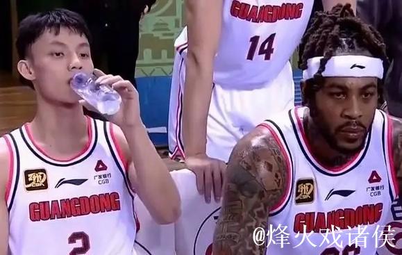 莫兰德15+14徐杰14分 广东6人上双大胜深圳 莫兰德15+14徐杰14分 广东6人上双大胜深圳